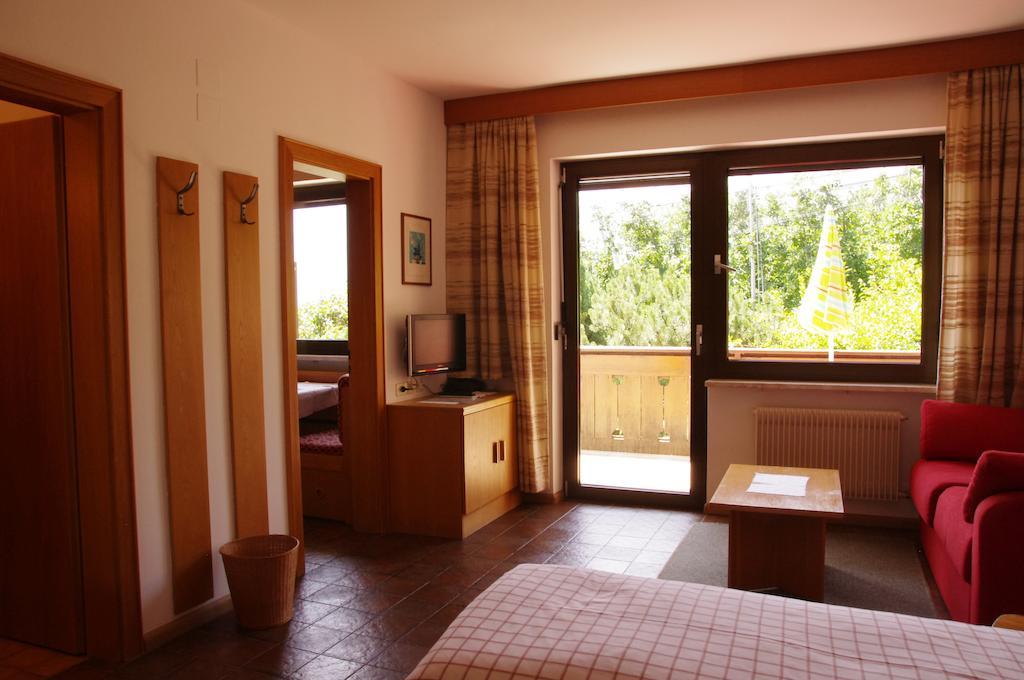 Appartements Oberpefohl Parcines Room photo